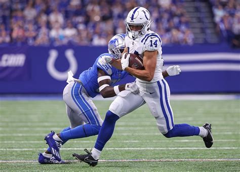 Running Back Waiver Wire Pickups .